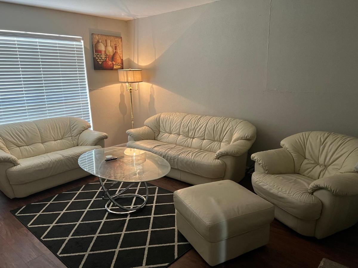Lovely 1-Bedroom Townhome With Nice Amenities Houston Exterior photo